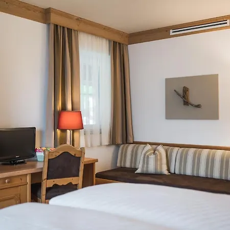 Hotel Alpenhof