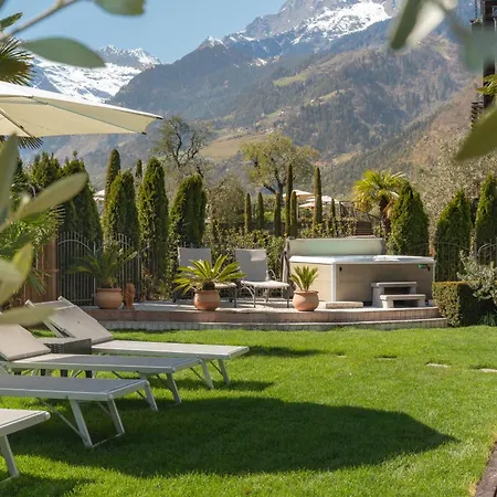 Hotel Alpenhof 3*